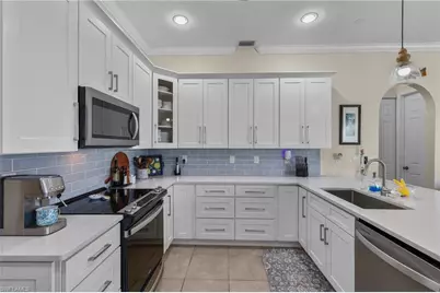 4111 SE 10th Pl, Cape Coral, FL 33904 - Photo 5