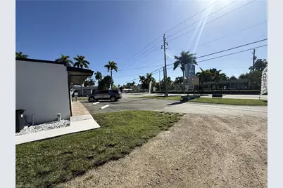 4523 Palm Beach Blvd, Fort Myers, FL 33905 - Photo 3
