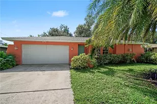 1032 SE 26th St, Cape Coral, FL 33904 - Photo 3