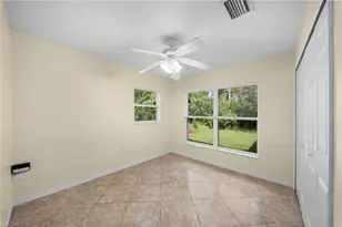919 Berg St E, Lehigh Acres, FL 33974 - Photo 15