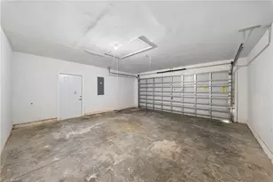 919 Berg St E, Lehigh Acres, FL 33974 - Photo 17