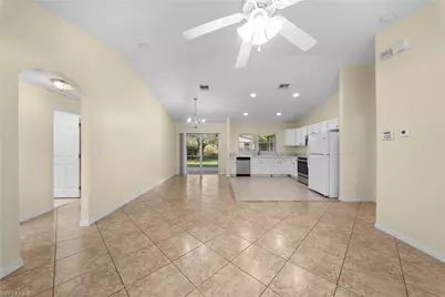 919 Berg St E, Lehigh Acres, FL 33974 - Photo 3