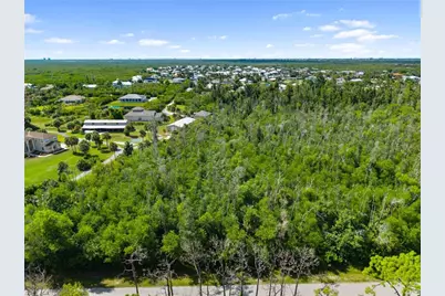 18100 Creek Dr, Fort Myers, FL 33908 - Photo 13