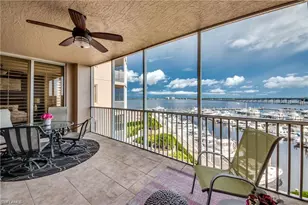2090 W First St, Fort Myers, FL 33901 - Photo 23