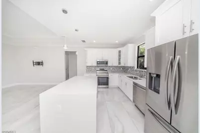 808 37th Ave NW, Naples, FL 34120 - Photo 13