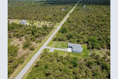808 37th Ave NW, Naples, FL 34120 - Photo 7