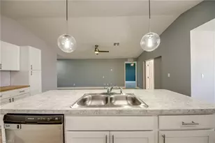 4302 NE 9th Ave, Cape Coral, FL 33909 - Photo 9
