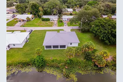 335 4th Ave, Labelle, FL 33935 - Photo 7