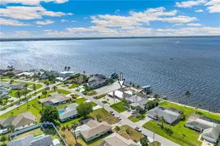 2286 SE 28th St, Cape Coral, FL 33904 - Photo 43