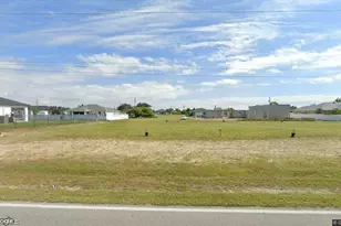 1021 Santa Barbara Blvd N, Cape Coral, FL 33993 - Photo 1