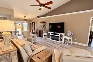 1707 NE 1st Ave, Cape Coral, FL 33909 - Photo 11