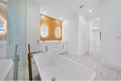 1029 NW 24th Pl, Cape Coral, FL 33993 - Photo 29
