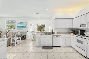9290 Lanthorn Way, Estero, FL 33928 - Photo 7