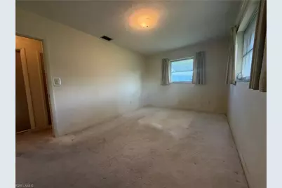 1419 Kimdale St E, Lehigh Acres, FL 33936 - Photo 17