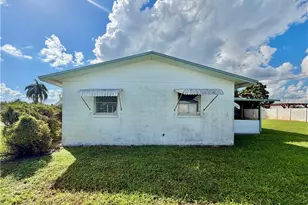 1419 Kimdale St E, Lehigh Acres, FL 33936 - Photo 39