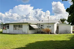 1419 Kimdale St E, Lehigh Acres, FL 33936 - Photo 41