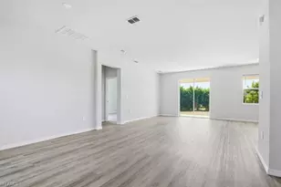 1112 NE 19th St, Cape Coral, FL 33909 - Photo 5