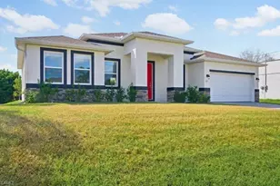 1112 NE 19th St, Cape Coral, FL 33909 - Photo 13