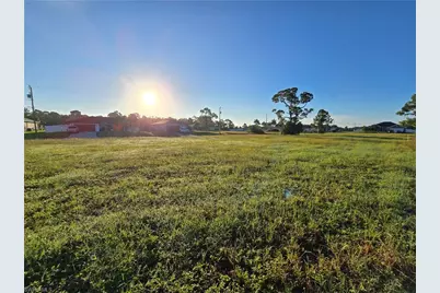 2500 NW 18th Pl, Cape Coral, FL 33993 - Photo 5