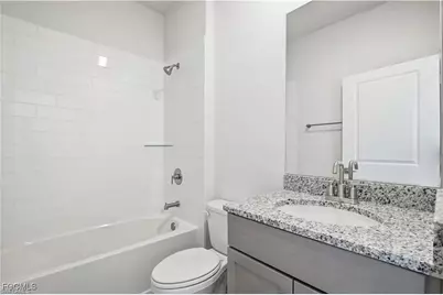 915 NE 19th St, Cape Coral, FL 33909 - Photo 13