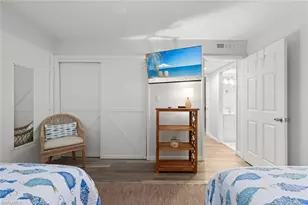 979 E Gulf Dr, Sanibel, FL 33957 - Photo 31