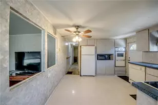123 Amber Ave, North Fort Myers, FL 33917 - Photo 13