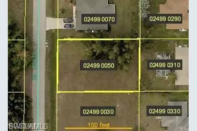 1817 NE 4th Pl, Cape Coral, FL 33909 - Photo 5