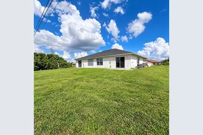 1214 NE 8th Pl, Cape Coral, FL 33909 - Photo 21