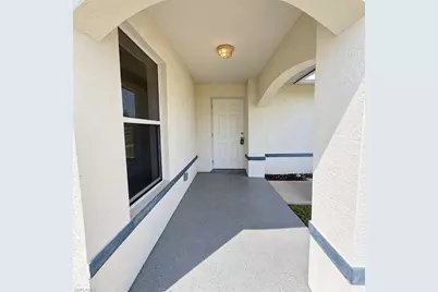 1214 NE 8th Pl, Cape Coral, FL 33909 - Photo 3