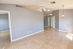 1214 NE 8th Pl, Cape Coral, FL 33909 - Photo 9