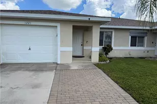 1219-1221 Andalusia Blvd, Cape Coral, FL 33909 - Photo 13