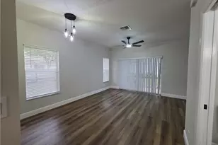 10035 Poppy Hill Dr, Fort Myers, FL 33966 - Photo 7