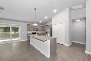 3709 Tracy St, Fort Myers, FL 33905 - Photo 7