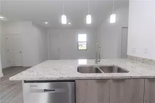 8032 Mangrove Cir, Labelle, FL 33935 - Photo 11
