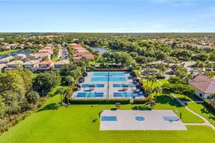 11221 Sparkleberry Dr, Fort Myers, FL 33913 - Photo 21