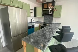 231 Santa Cruz St, North Fort Myers, FL 33903 - Photo 3