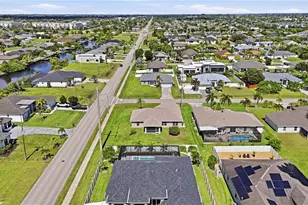 1922 SW 27th St, Cape Coral, FL 33914 - Photo 41