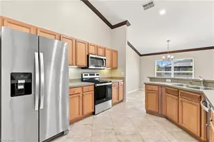 1922 SW 27th St, Cape Coral, FL 33914 - Photo 15