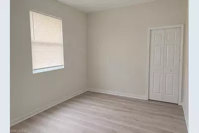 3516 E Riverside Dr, Fort Myers, FL 33916 - Photo 9