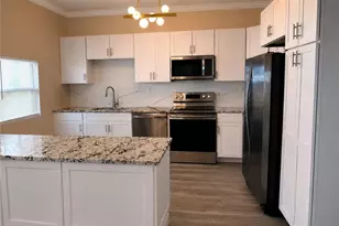 3516 E Riverside Dr, Fort Myers, FL 33916 - Photo 5