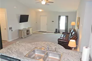 1903 NW 20th St, Cape Coral, FL 33993 - Photo 11