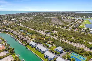 1250 Tennisplace Ct, Sanibel, FL 33957 - Photo 27