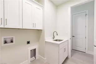 4000 SW 16th Pl, Cape Coral, FL 33914 - Photo 15