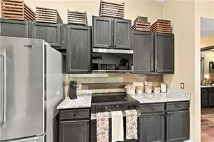 2301 NE 33rd Ln, Cape Coral, FL 33909 - Photo 25