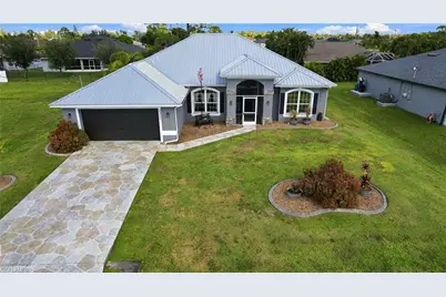 2301 NE 33rd Ln, Cape Coral, FL 33909 - Photo 51