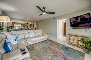 922 SW 48th Terrace, Cape Coral, FL 33914 - Photo 5