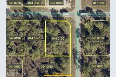 1058 Bells St E, Lehigh Acres, FL 33974 - Photo 1