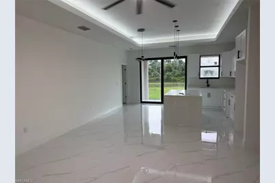 926 Danube St, Lehigh Acres, FL 33974 - Photo 3