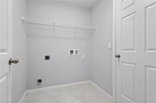4137 NE 14th Pl, Cape Coral, FL 33909 - Photo 23