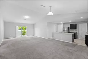 4137 NE 14th Pl, Cape Coral, FL 33909 - Photo 5